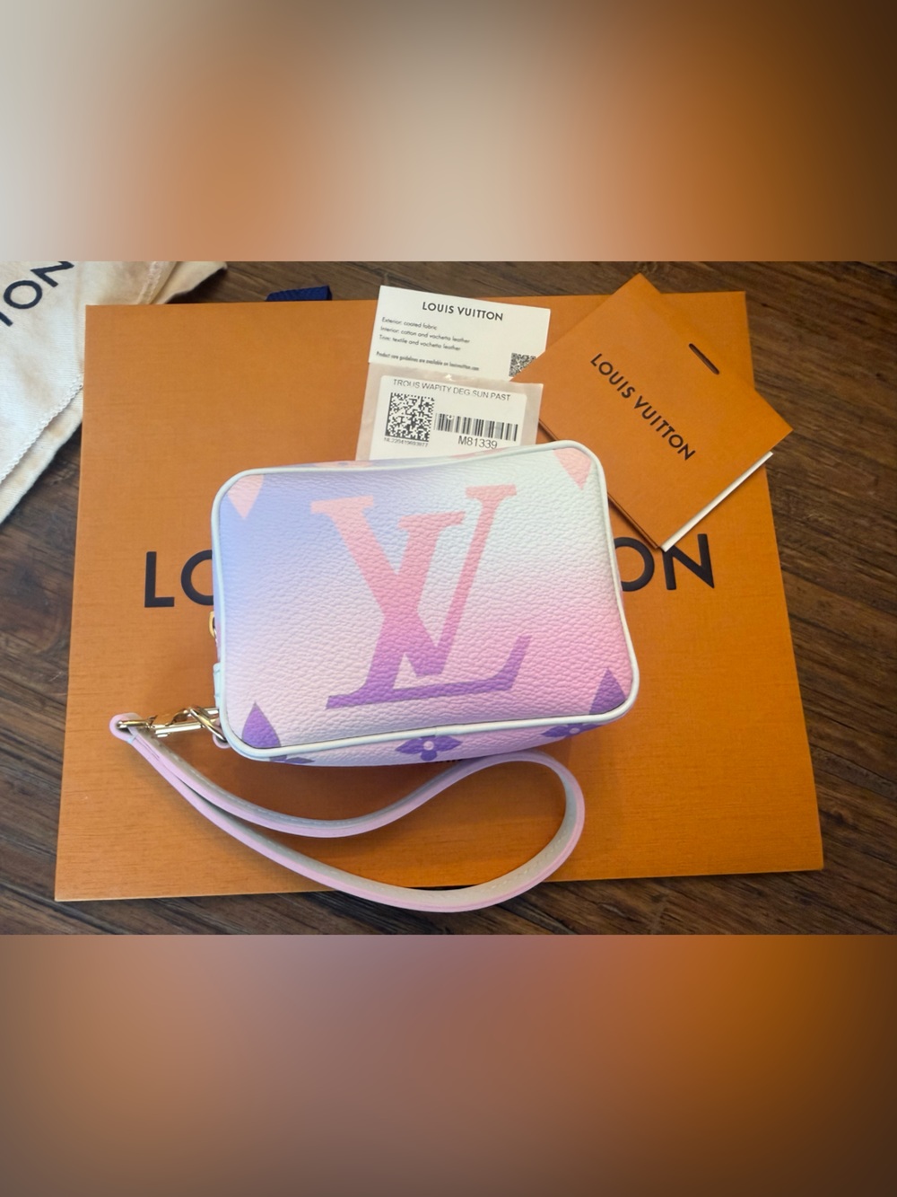 Louis Vuitton Wapity Case M81339 Sunrise Pastel NWT - Picture 8 of 9